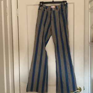 Low-rise Dutchess flare jeans